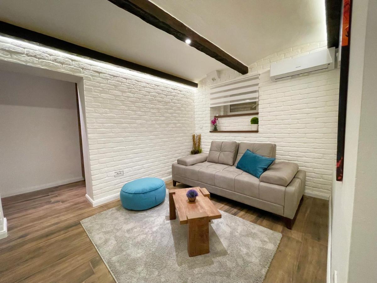 Colorway Apartment Belgrade Extérieur photo